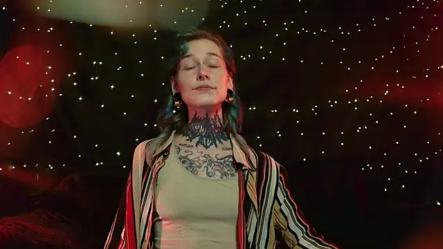 Snapshot of Littlespacemouse chatting on November 23, 4:40 pm Littlespacemouse online show from November 23, 4:40 pm