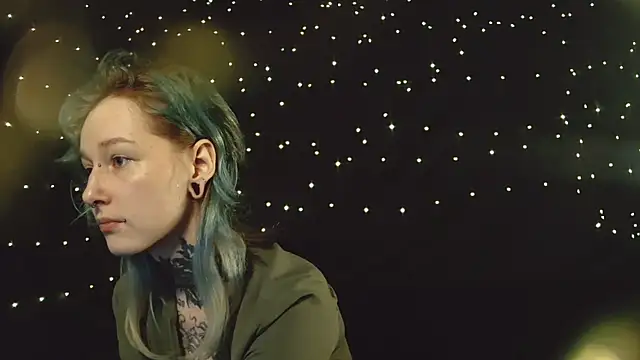 Snapshot of Littlespacemouse chatting on December 15, 1:48 pm Littlespacemouse online show from December 15, 1:48 pm