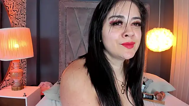 Snapshot of nahomi_sweett chatting on February 28, 5:48 pm nahomi sweett online show from February 28, 5:48 pm