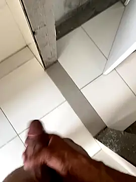 Snapshot of bahlix chatting on October 4, 5:44 pm bahlix online show from October 4, 5:44 pm