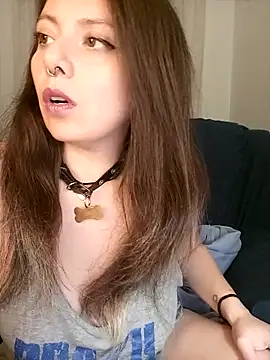 Snapshot of Kimiechanuwu chatting on November 15, 7:10 pm Kimiechanuwu online show from November 15, 7:10 pm