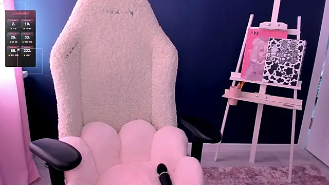 Snapshot of yourcutemouse chatting on June 3, 2:33 pm yourcutemouse online show from June 3, 2:33 pm