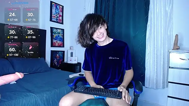 Snapshot of andyboy- chatting on May 14, 11:55 pm andyboy- online show from May 14, 11:55 pm