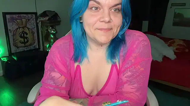 CherryBombBomb online show from February 10, 5:55 am