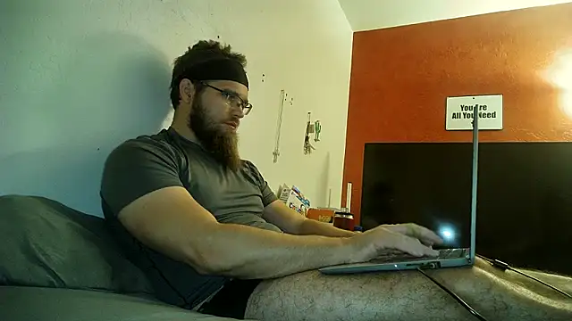 Snapshot of dikdowndaddy chatting on December 2, 8:52 am dikdowndaddy online show from December 2, 8:52 am