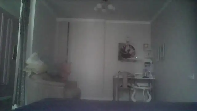 Snapshot of SunElizabeth chatting on June 17, 4:15 am SunElizabeth online show from June 17, 4:15 am