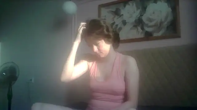 Snapshot of SunElizabeth chatting on August 4, 2:15 am SunElizabeth online show from August 4, 2:15 am