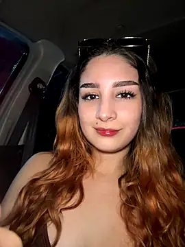 Snapshot of Mon_Cherry chatting on October 25, 1:24 am Mon Cherry online show from October 25, 1:24 am