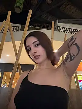 Mon Cherry online show from February 13, 1:23 am