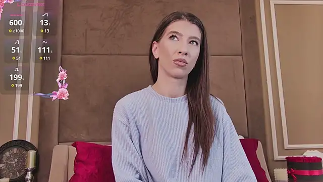 Snapshot of LunaWills_ chatting on January 8, 5:27 am LunaWills online show from January 8, 5:27 am