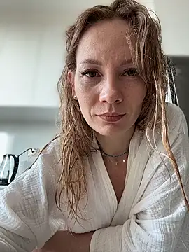 LavenderHot online show from March 17, 1:32 am