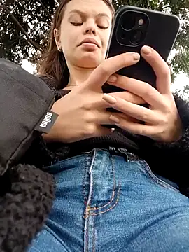 Violeta 12- online show from March 12, 9:56 pm