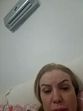 Snapshot of eva_ragazzadolce chatting on January 24, 5:31 am eva ragazzadolce online show from January 24, 5:31 am