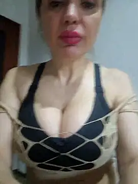 Snapshot of eva_ragazzadolce chatting on March 2, 2:00 pm eva ragazzadolce online show from March 2, 2:00 pm