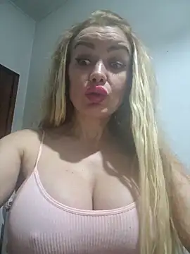 Snapshot of eva_ragazzadolce chatting on November 11, 1:38 am eva ragazzadolce online show from November 11, 1:38 am