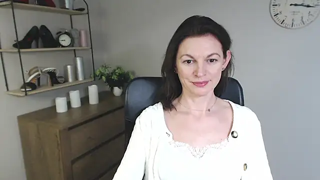 VivianWILD online show from January 31, 6:03 pm