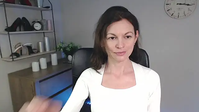 VivianWILD online show from February 5, 7:29 am