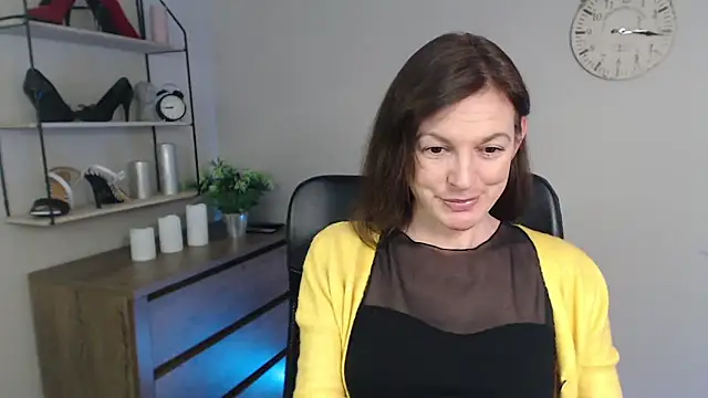 VivianWILD online show from March 4, 10:13 am