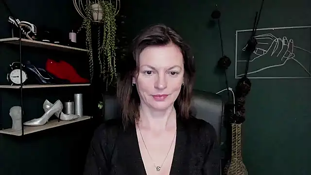 VivianWILD online show from March 14, 7:04 am