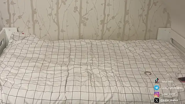 lucie mehott online show from September 24, 6:55 pm