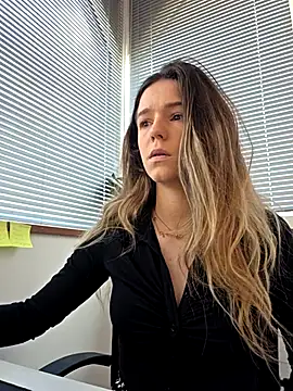 lucie mehott online show from February 24, 10:46 am