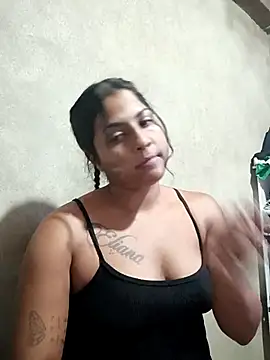 Giselabrunette25 online show from November 26, 10:00 pm