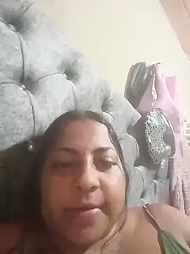 Giselabrunette25 online show from June 17, 5:32 am