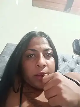 Giselabrunette25 online show from June 18, 5:41 am