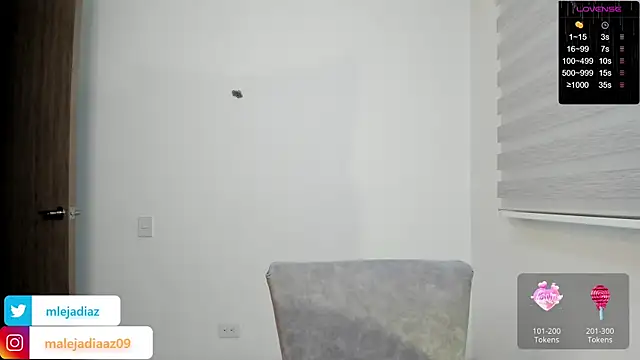 Snapshot of MalejaDiaz_ chatting on December 18, 6:46 pm MalejaDiaz online show from December 18, 6:46 pm