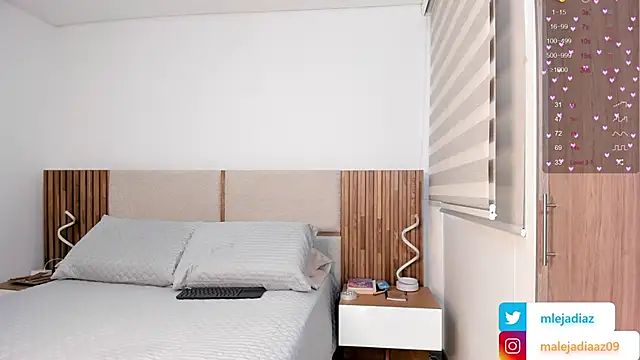 Snapshot of MalejaDiaz_ chatting on September 30, 4:12 pm MalejaDiaz online show from September 30, 4:12 pm