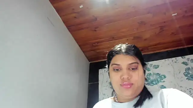 LindaBreeS online show from February 20, 6:35 pm