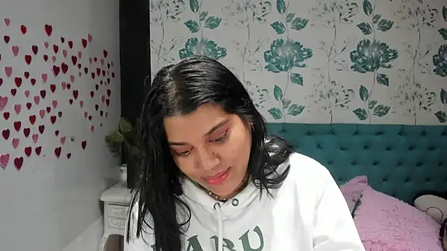 Snapshot of LindaBreeS chatting on March 6, 6:16 pm LindaBreeS online show from March 6, 6:16 pm