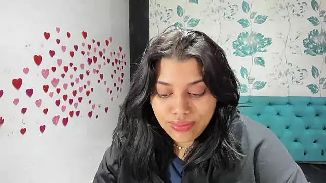 Snapshot of LindaBreeS chatting on March 7, 8:11 pm LindaBreeS online show from March 7, 8:11 pm