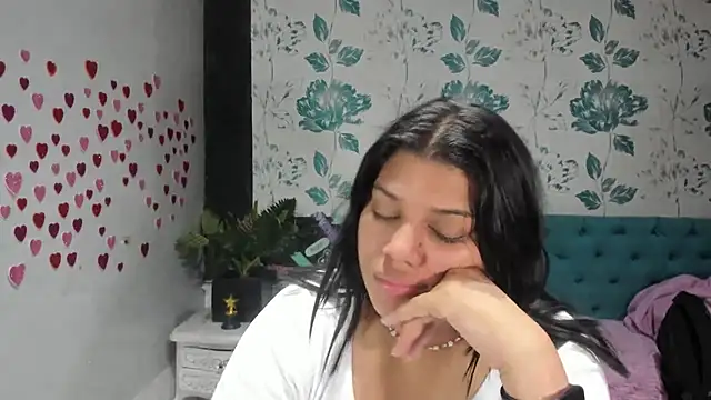 Snapshot of LindaBreeS chatting on March 17, 3:07 pm LindaBreeS online show from March 17, 3:07 pm