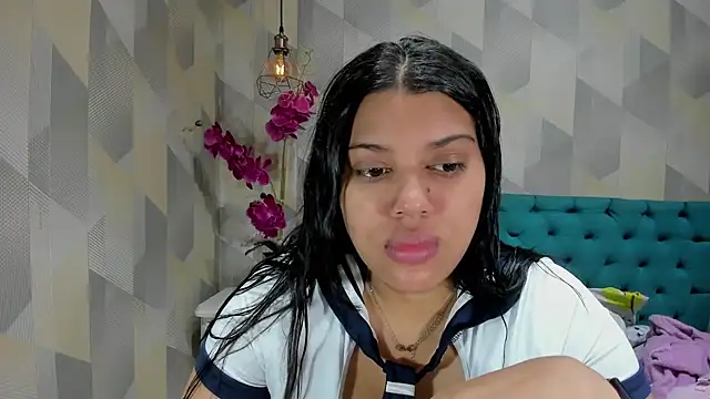 Snapshot of LindaBreeS chatting on October 6, 2:58 pm LindaBreeS online show from October 6, 2:58 pm