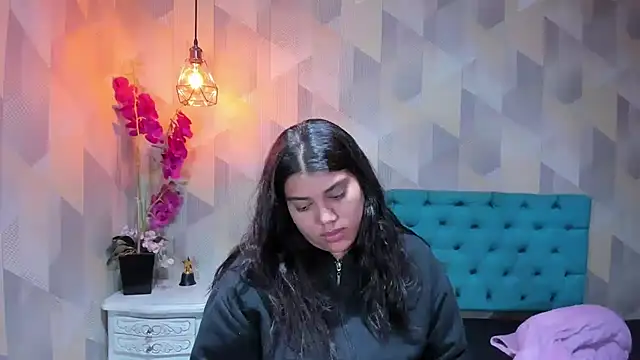 Snapshot of LindaBreeS chatting on December 21, 4:47 pm LindaBreeS online show from December 21, 4:47 pm