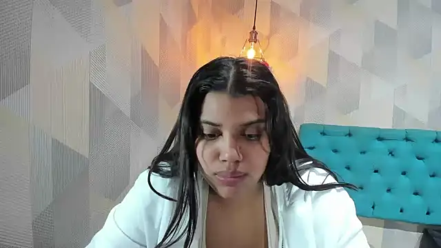 LindaBreeS online show from June 7, 6:22 pm