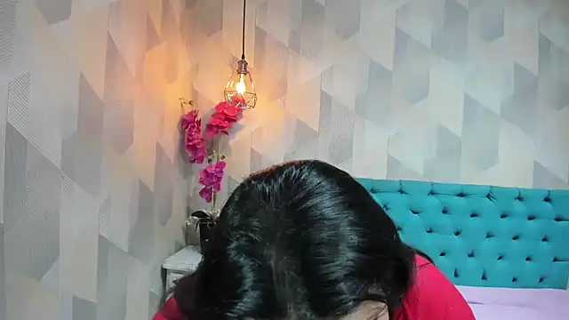 LindaBreeS online show from July 4, 2:01 pm