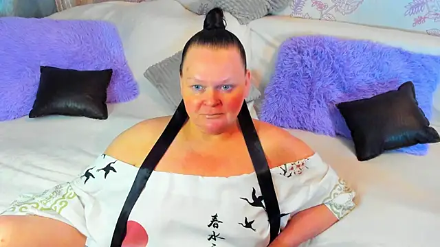 Snapshot of MilanaBiegert chatting on February 11, 5:50 pm MilanaBiegert online show from February 11, 5:50 pm