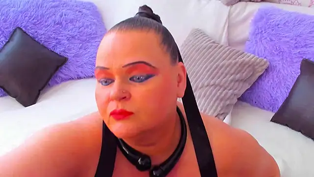 Snapshot of MilanaBiegert chatting on February 17, 12:38 pm MilanaBiegert online show from February 17, 12:38 pm