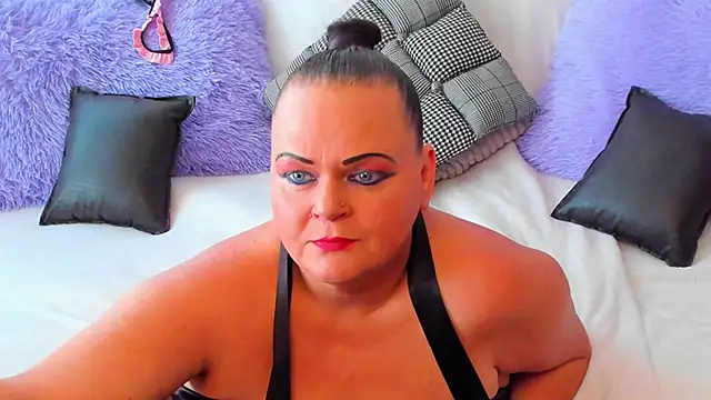 Snapshot of MilanaBiegert chatting on September 28, 10:53 am MilanaBiegert online show from September 28, 10:53 am