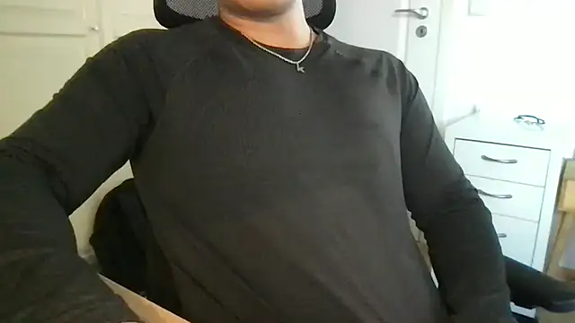 Snapshot of jungcock3210 chatting on September 23, 1:03 pm jungcock3210 online show from September 23, 1:03 pm