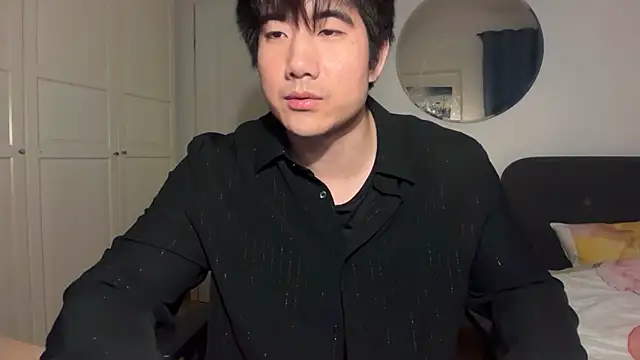 jungcock3210 online show from February 13, 5:31 pm