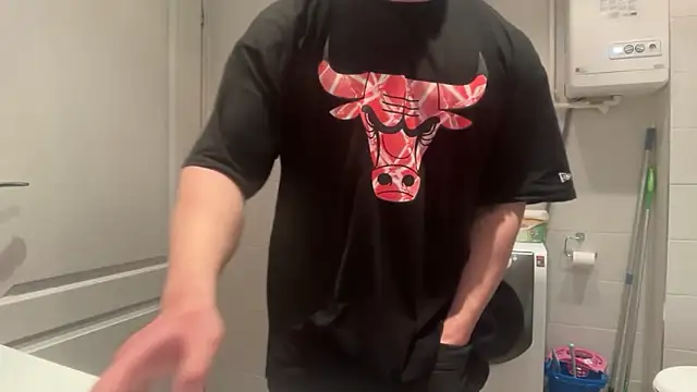 jungcock3210 online show from February 23, 4:26 pm