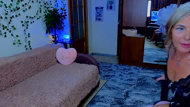 amelia blondy online show from July 20, 9:56 am