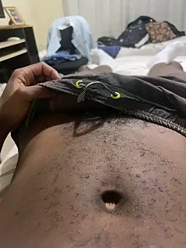 Snapshot of eirdxxx chatting on January 4, 3:40 am eirdxxx online show from January 4, 3:40 am