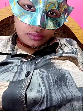 Snapshot of sexychutxxx7 chatting on December 21, 7:35 am sexychutxxx7 online show from December 21, 7:35 am
