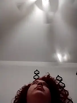 Snapshot of lolabun247 chatting on December 29, 12:34 pm lolabun247 online show from December 29, 12:34 pm