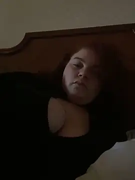 Snapshot of lolabun247 chatting on February 8, 4:25 pm lolabun247 online show from February 8, 4:25 pm