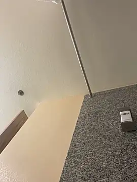 Snapshot of lolabun247 chatting on February 24, 12:20 am lolabun247 online show from February 24, 12:20 am